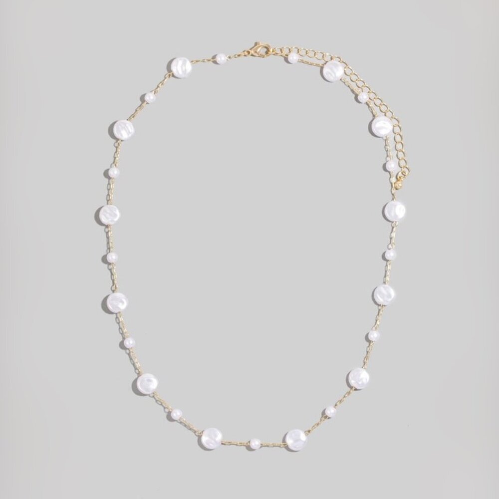 ❌SOLD OUT❌ MIA FLAT PEARL NECKLACE - Picture 1 of 2